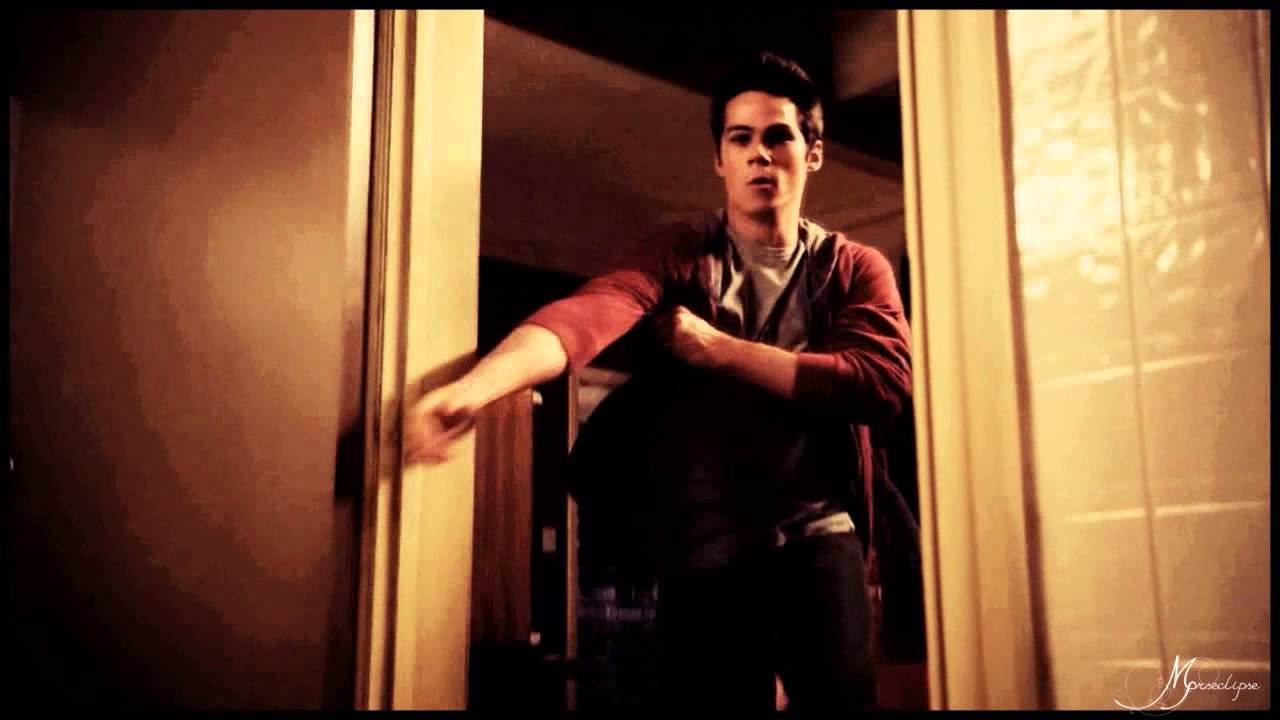 stiles stilinski || courtesy call