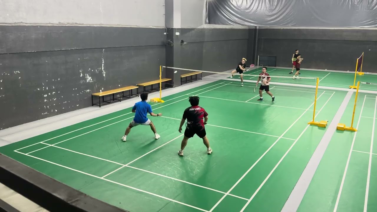 JUNE LOYD VS RONN SEB