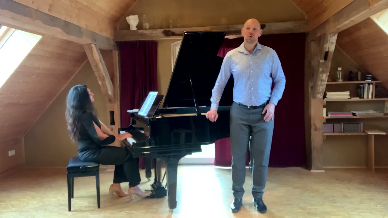 Robert Schumann „Nur ein lächelnder Blick“ op.27 Nr.5  Johannes Held - Bariton/Doriana Tchakarova