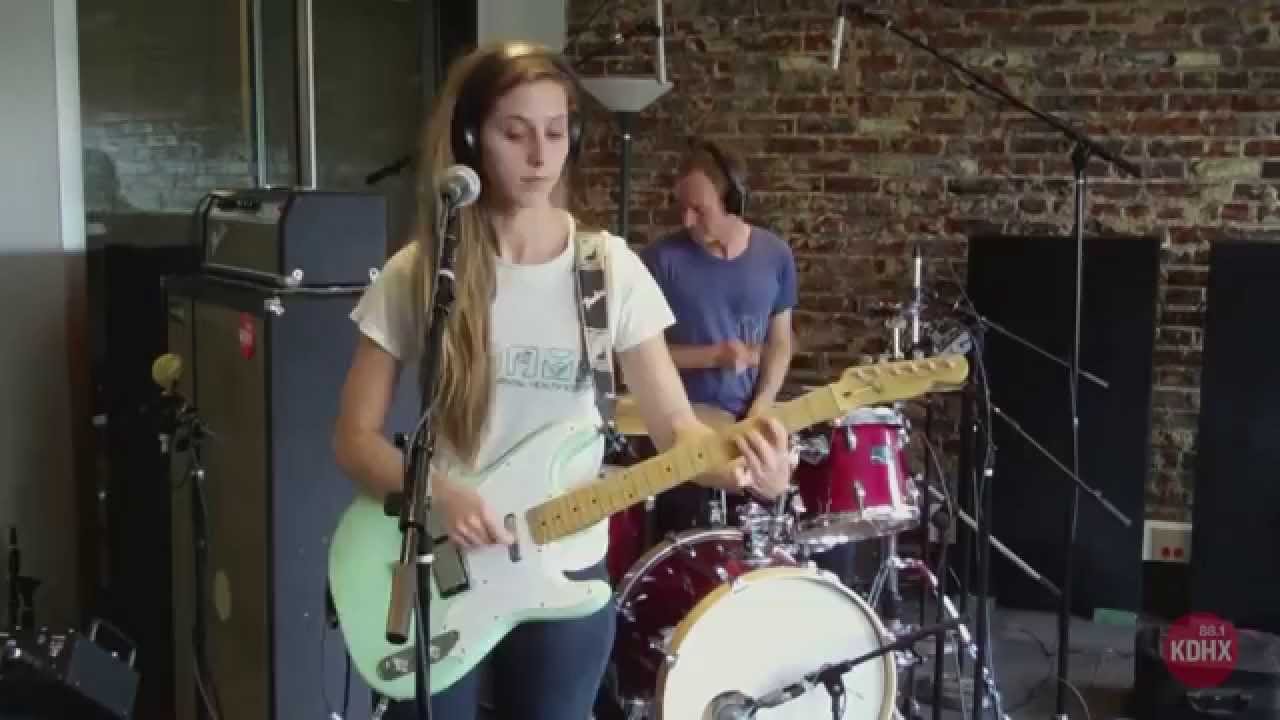Bully “Brainfreeze” Live at KDHX 6/28/14