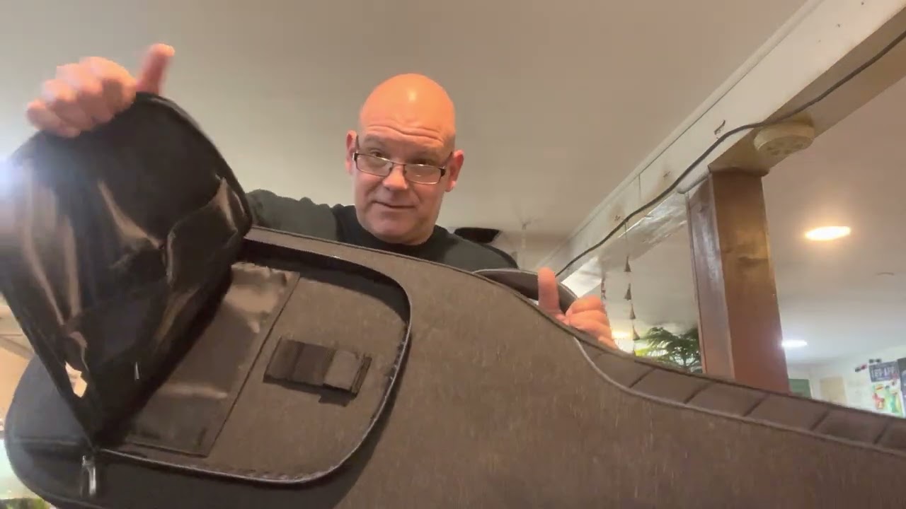 Bass Guitar Gig Bag Comparison ~ Reunion Blues Continental Voyager, Gator Pro-Go, Contego Protec