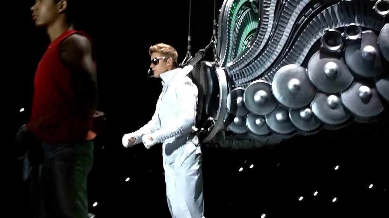Justin Bieber All Around the World Opening Buffalo July 15 2013