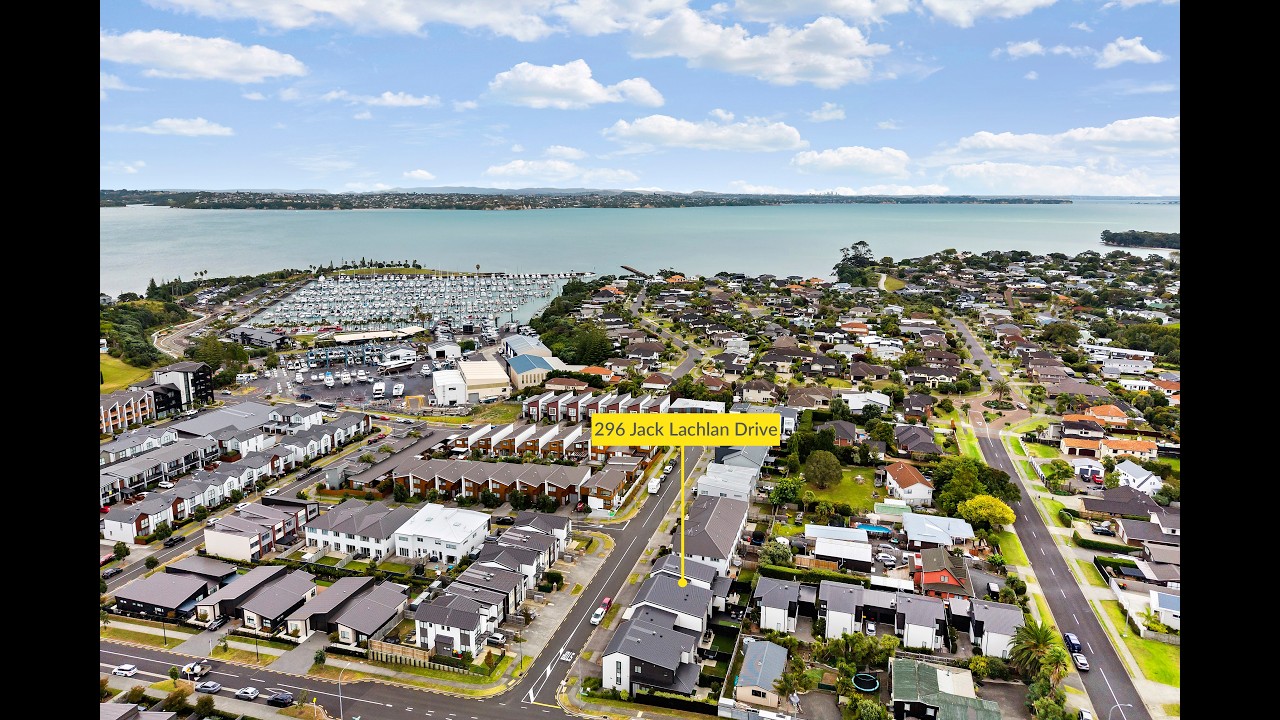 Bold Design - Effortless Living - 296 Jack Lachlan Drive, Beachlands, East Auckland