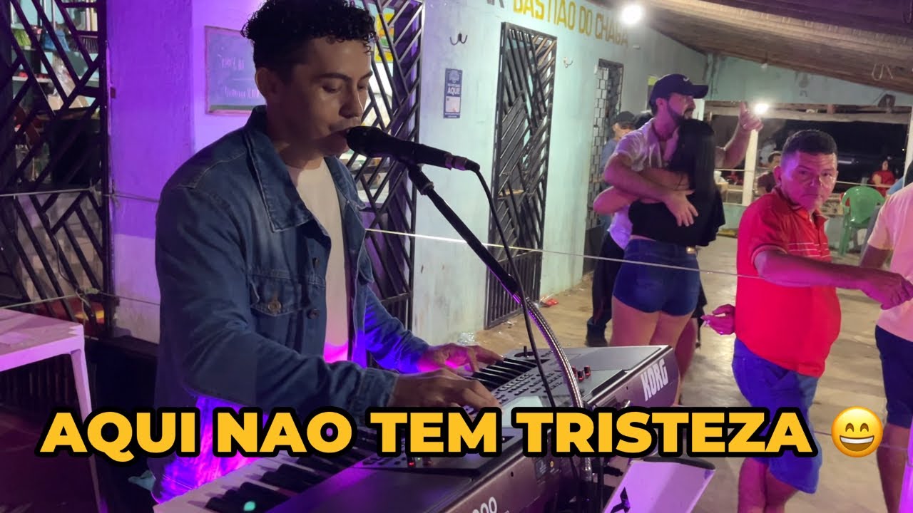 GILDENES ARAÚJO NOVA SEQUÊNCIA DE FORRÓ PUXADO-NO BAR DO BASTIÃO DO CHAGA EM BOA VISTA