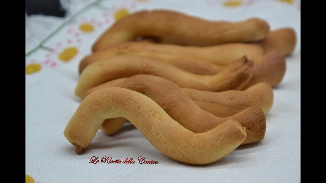 Biscotti secchi. Biscotti di sugna.