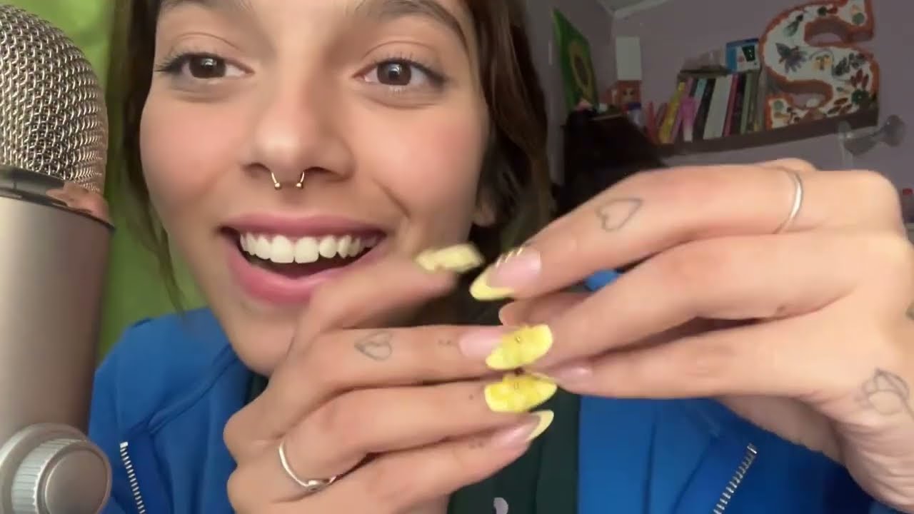 ASMR FAST DOBLE Audio|💝hola aurora| MOUTH SOUNDS, tapping| SOFIWI
