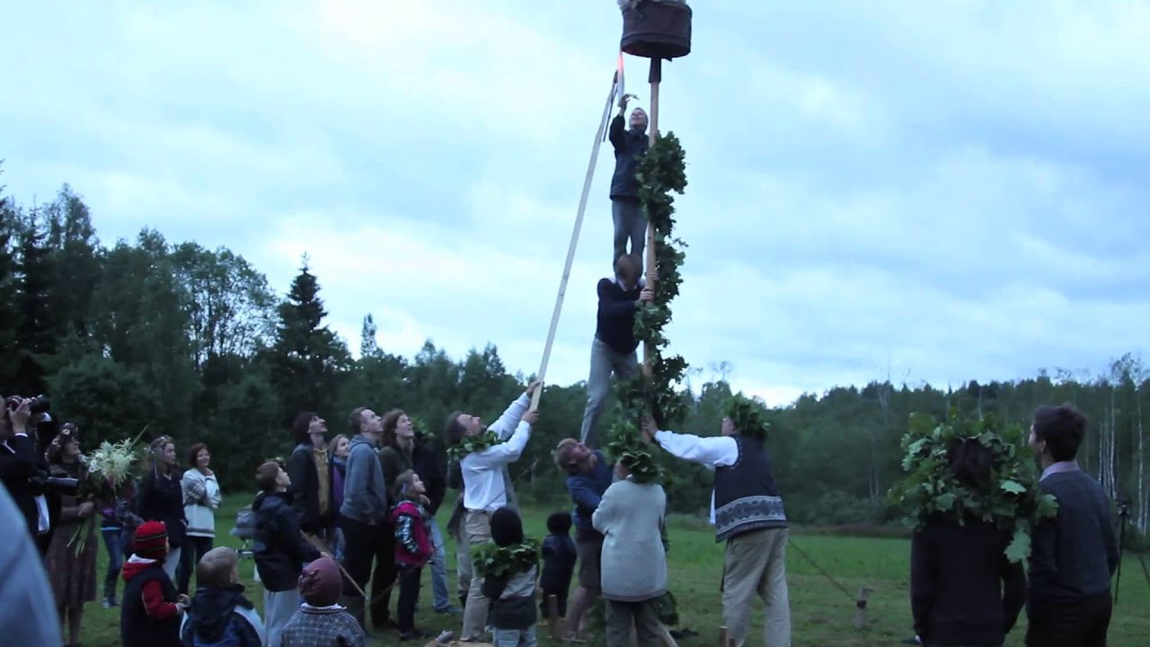 Jāņi Latvijas Laukos / Midsummer solstice in the rural Latvia