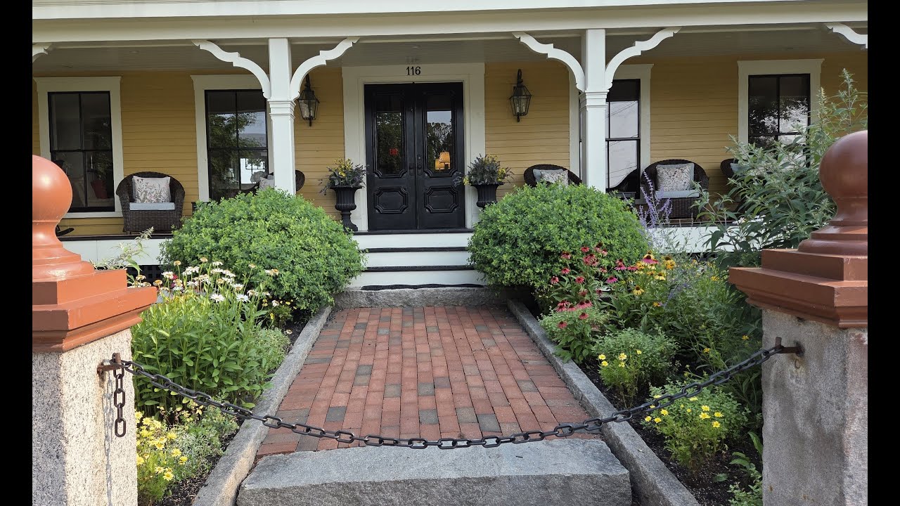 Episode 9 - Early Morning in Wolfeboro: Quiet Streets & Charming Gardens