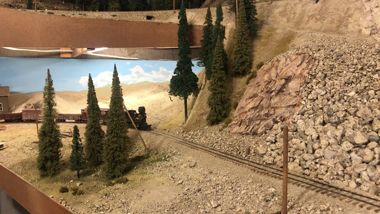 Mason and 8 cars on the 4% below the Palisades
