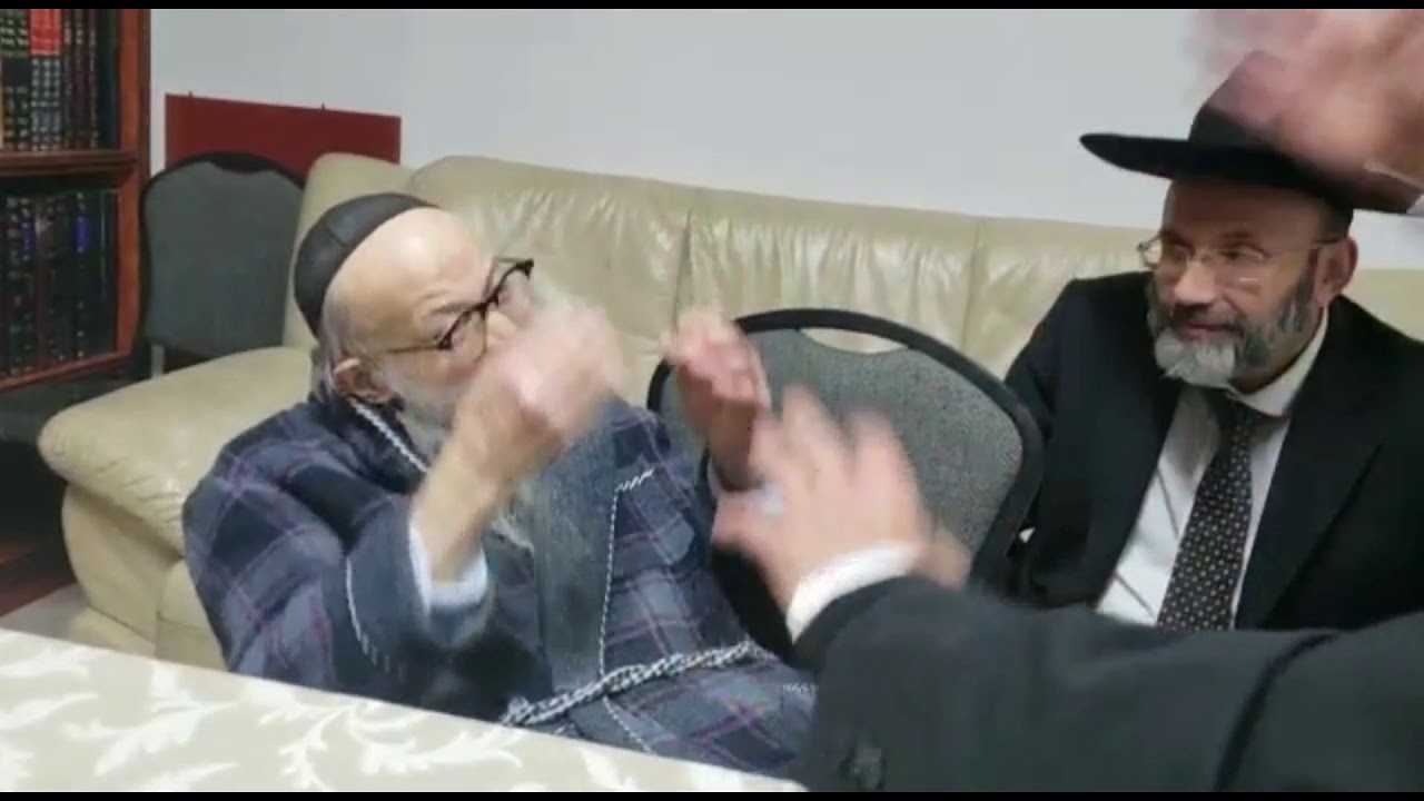 המפגש ההיסטורי בין הרב המקובל רחמים עטיה לרב מזכה הרבים ראובן אלבז