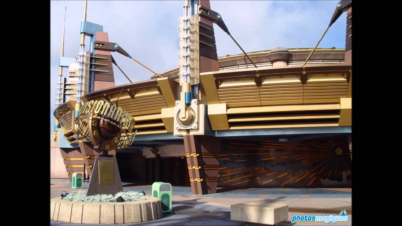 Le Visionarium - Let's Go Back to the Future
