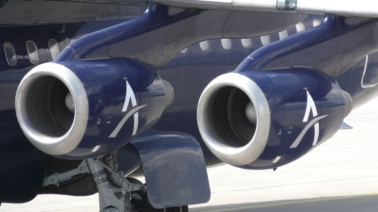 CLOSE-UP Astra Airlines BAe 146-300 takeoff at Graz Airport | SX-DIZ