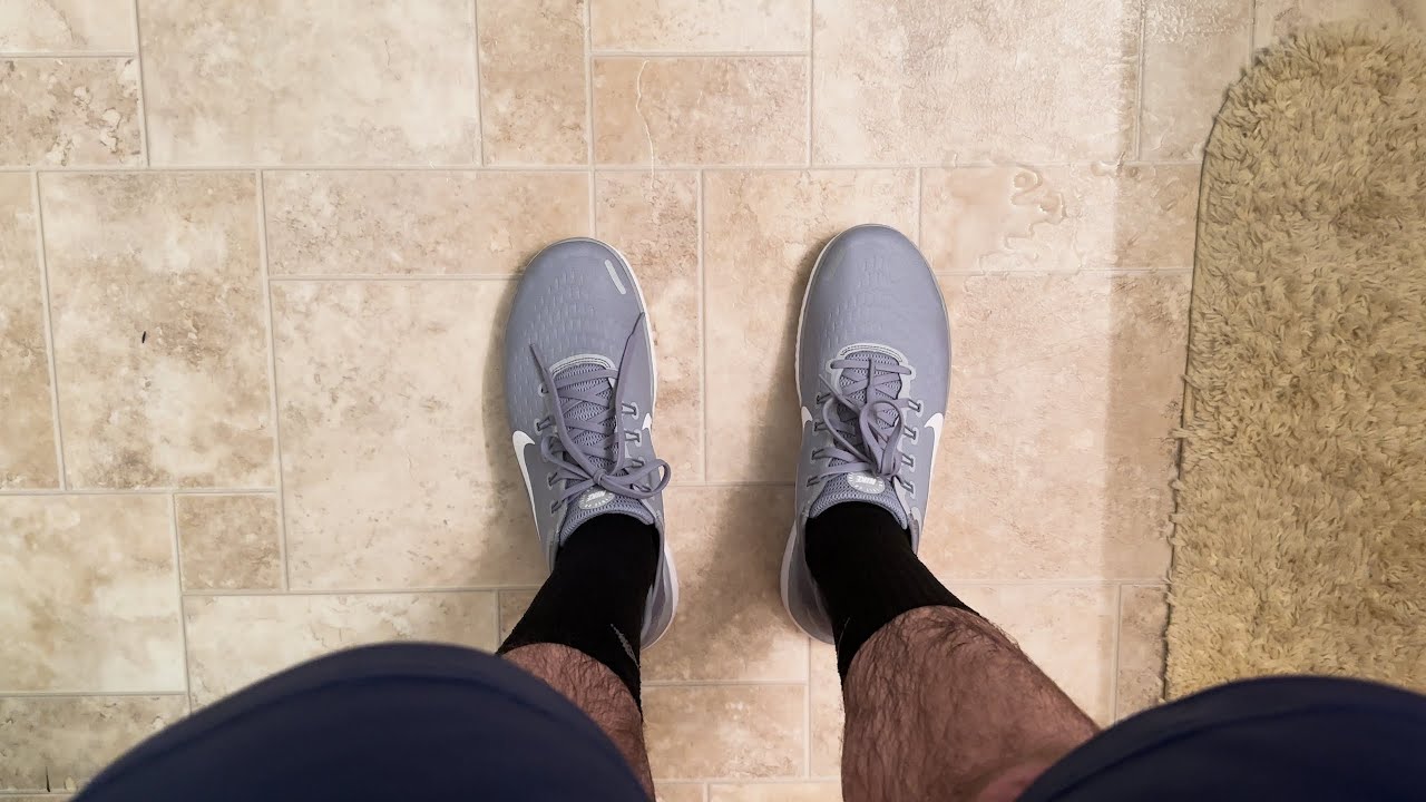 Wet Nike Free 2018 Running Shoes in the Bath