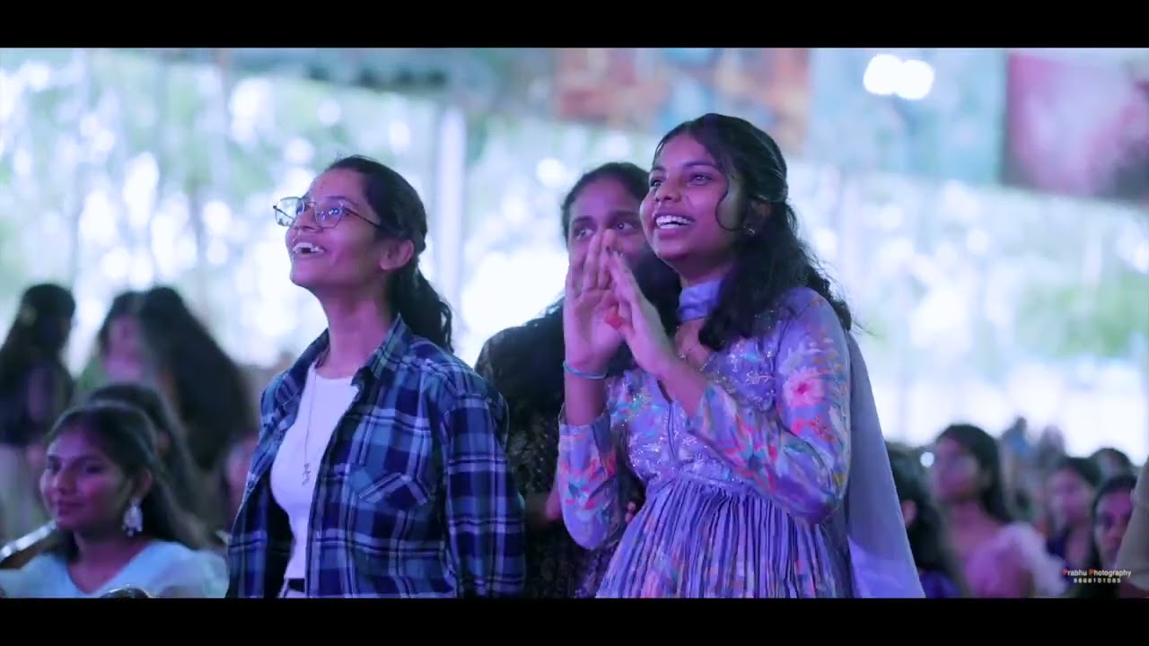Narayana Collage Kollur Girls Freshers Day