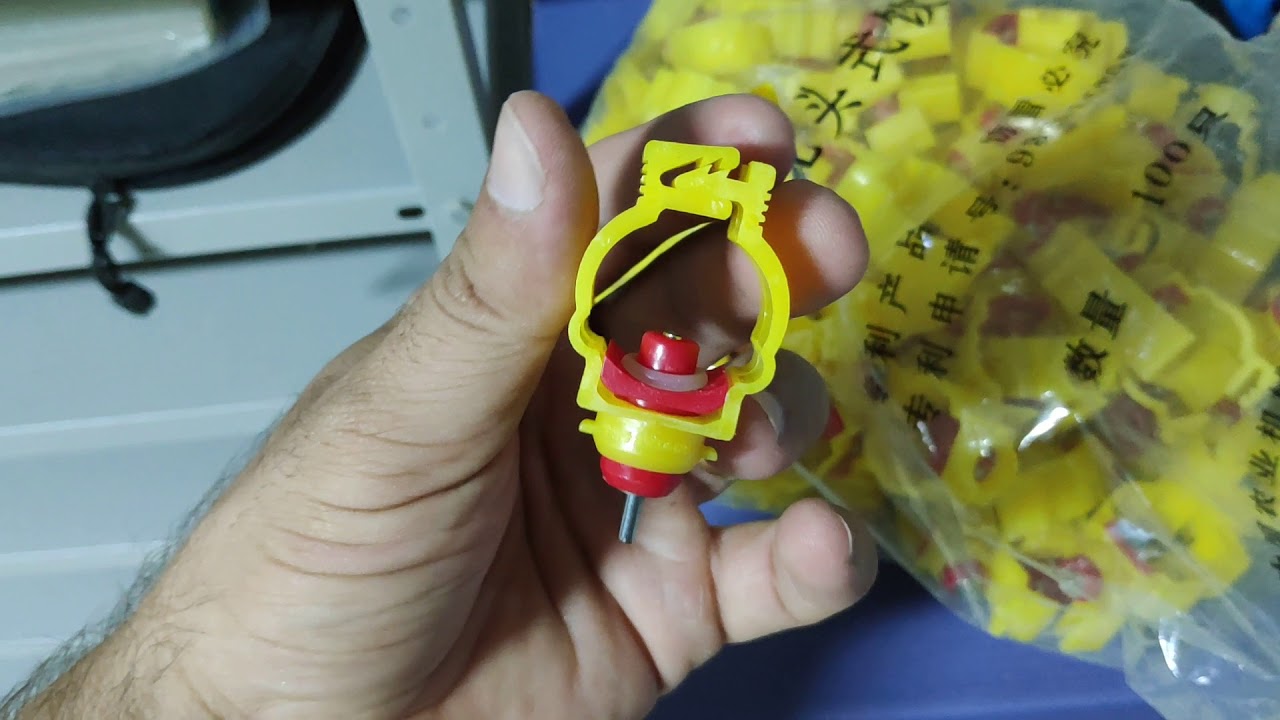 Bebedouro nipple super simples de instalar | Criat&oacute;rio Neves