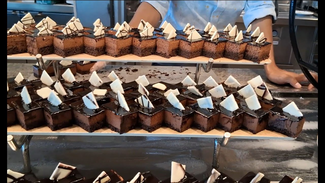 Sept 2025 Windjammer Marketplace Quick Food Tour, Icon of the Seas, Royal Caribbean
