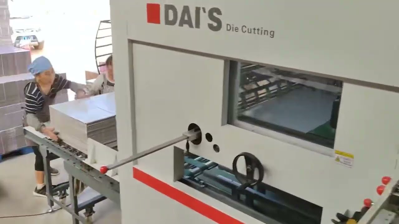 D1300QY Automatic Die Cutting Machine with escalator deliver & batch counter
