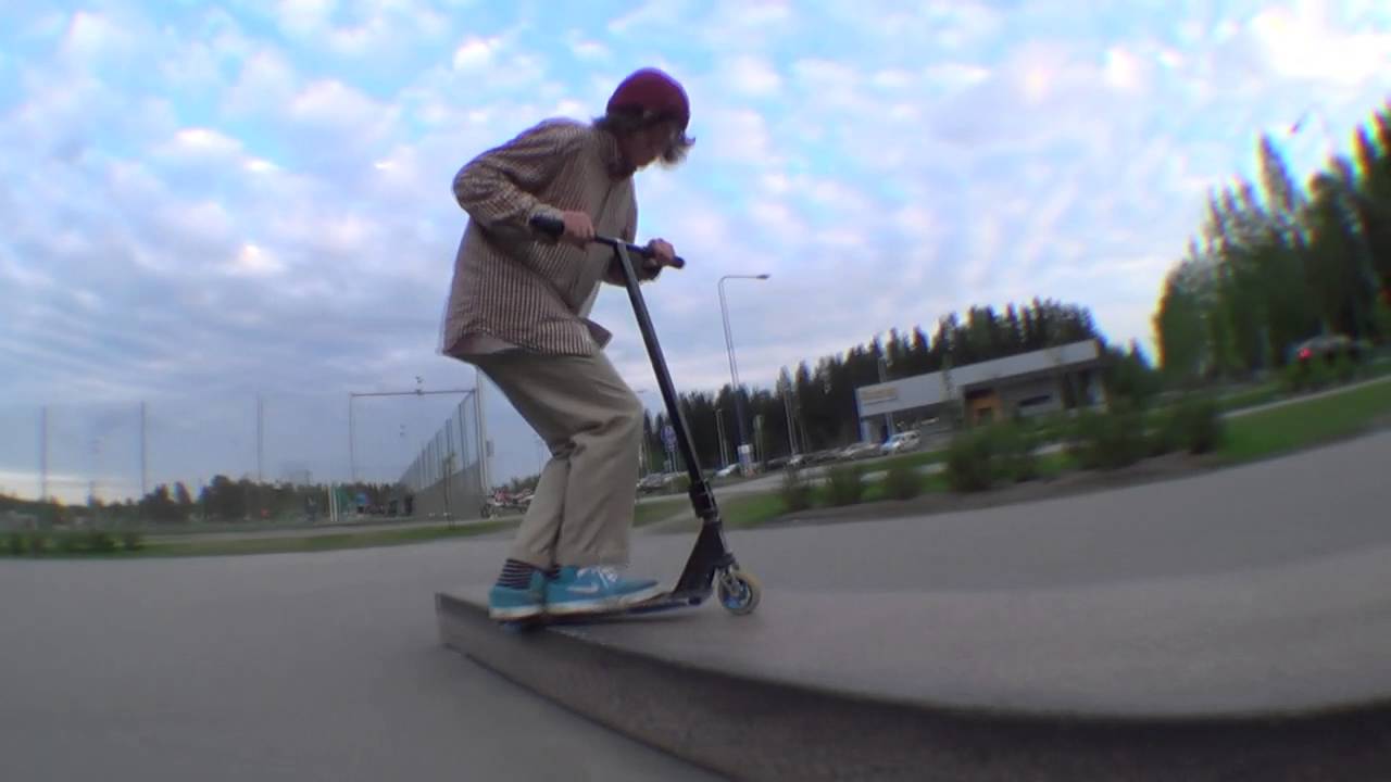 Lukiolaiset Scoottaa