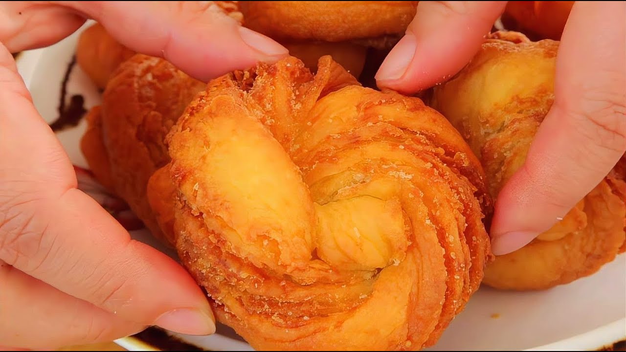 炸果子再也不用買了！家里輕松秒變小食店，口感炸裂，好吃到嗨！ #美食 #家常菜 #简单 #好吃 #制作