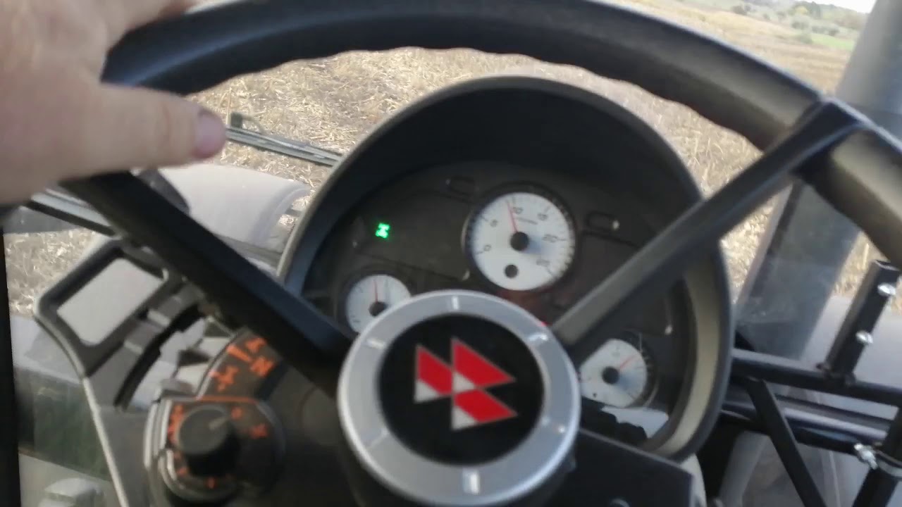 Оранка  Massey Ferguson 6713 з плугом Велес-Агро ПОН-3+1