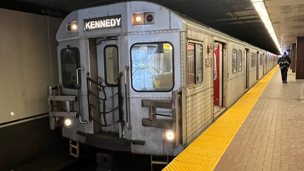 Toronto Subway Ride