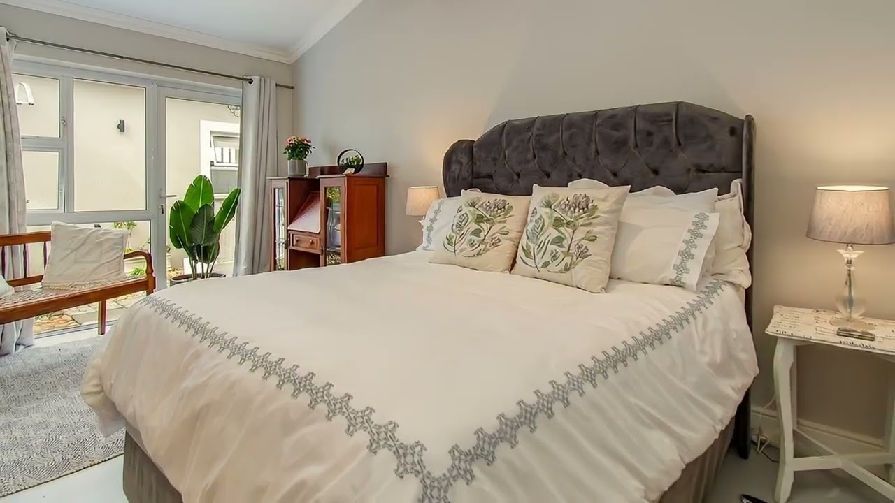 House for sale in Gordons Bay Village, Western Cape