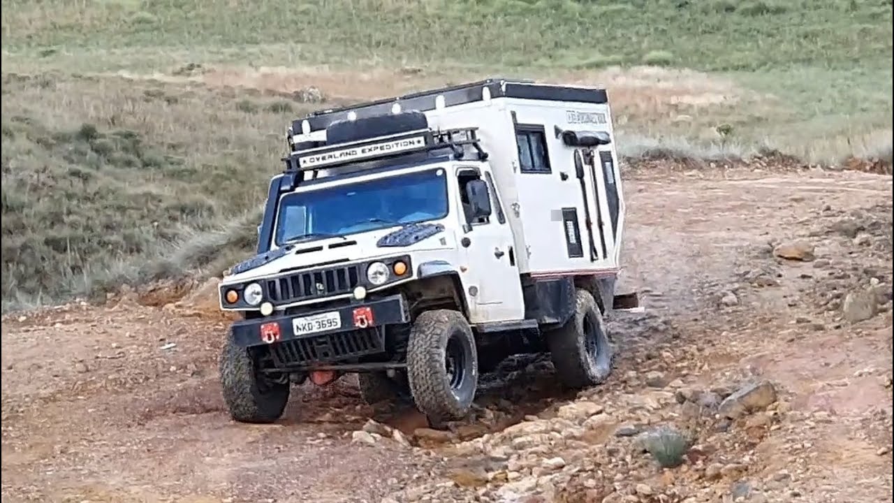 Serra da Bocaina - Marru&aacute;, Ranger e Hilux na eros&atilde;o