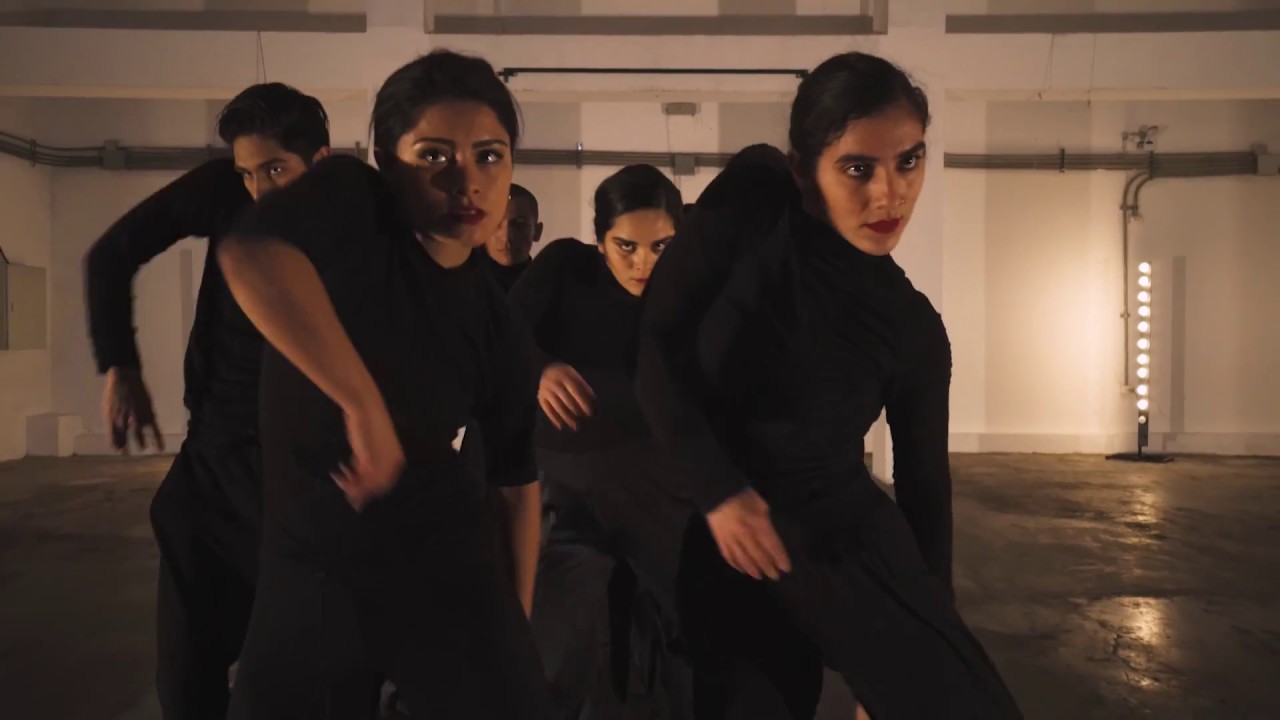 WHO LIGHTS THE SUN l @Movimientomacdance l René AUBRY