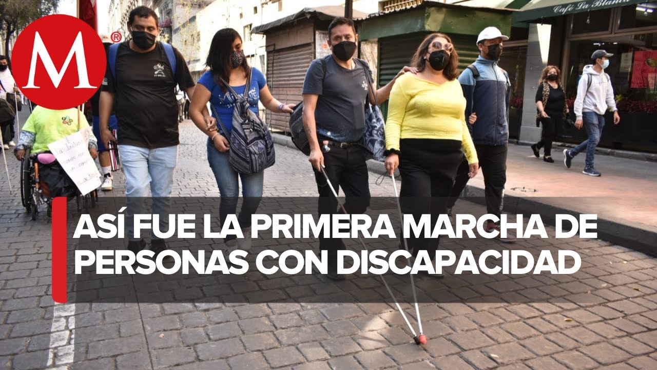 Marchan personas con discapacidad en Puebla, piden igualdad, justicia social e inclusión