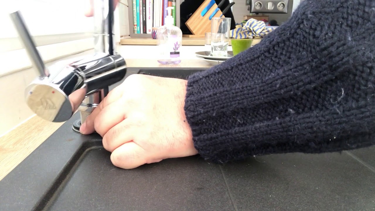 Comment changer un robinet de cuisine (VIZIO) rabattable