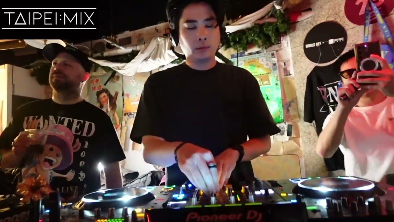 Taipeimix Episode 13 -Julian \\Techno\ HouseSuprise\Disco