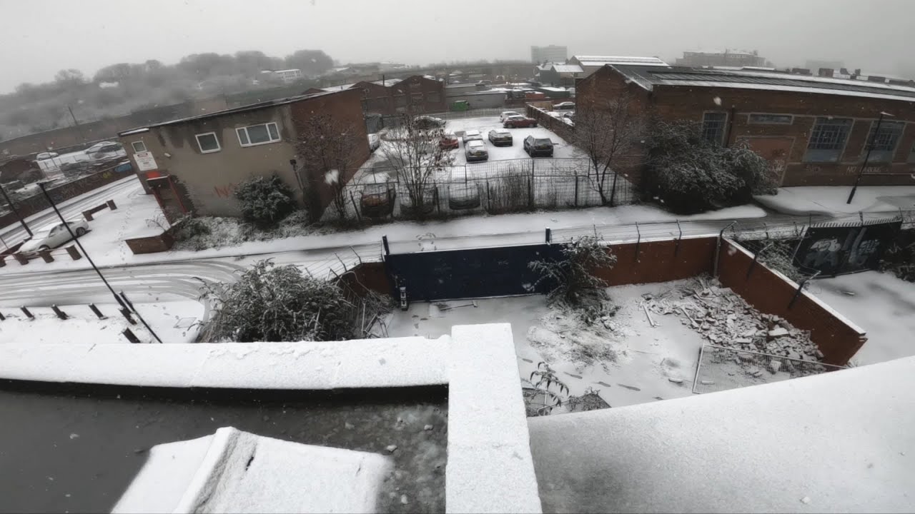 SOLO SNOW URBEX SHEFFIELD | ABANDONED CHEMICAL FACTORY