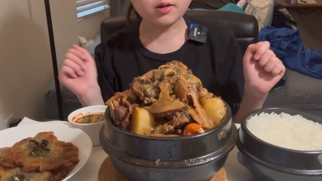 소갈비찜 감자전 돌솥밥 먹방 braised short ribs, potato pancake, hot stone pot rice MUKBANG