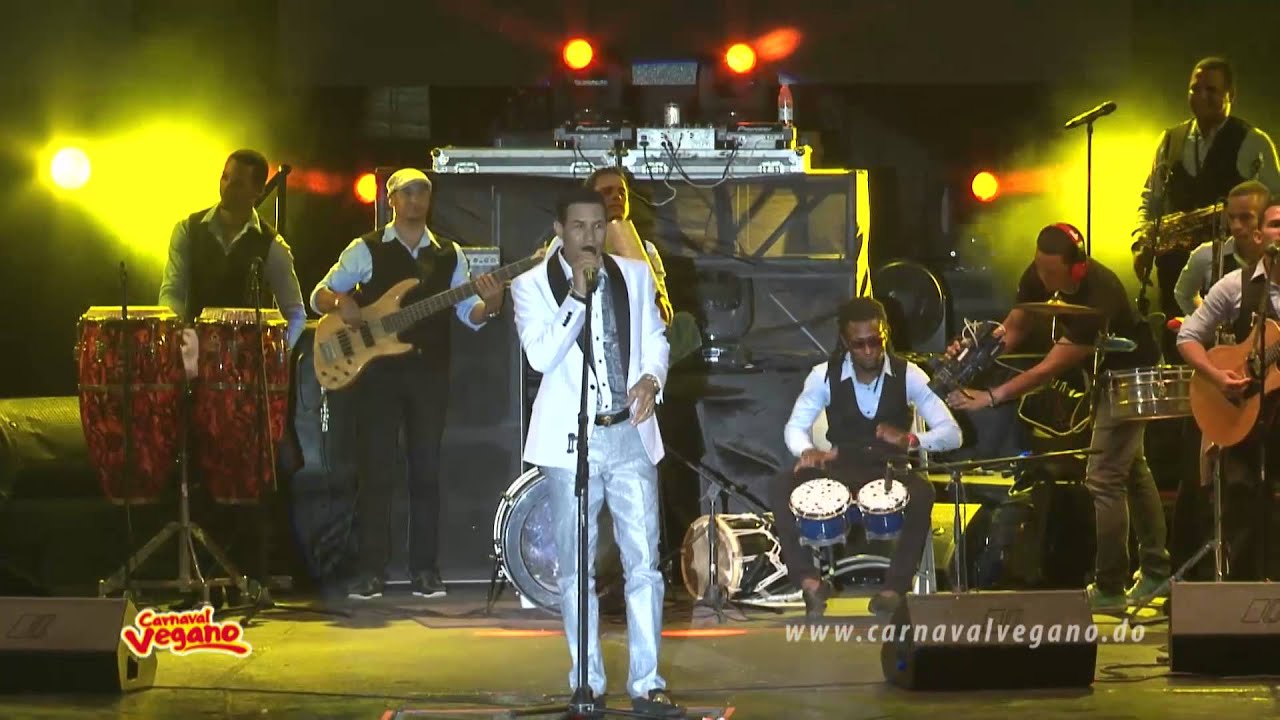 Raulín Rodríguez Presentación Completa @CarnavalLaVega #CarnavalVegano2015