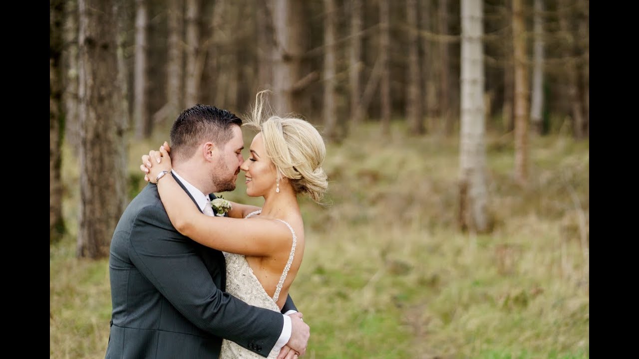 Sinead & Richie | Harvey's Point Hotel | Irish Wedding Photographer