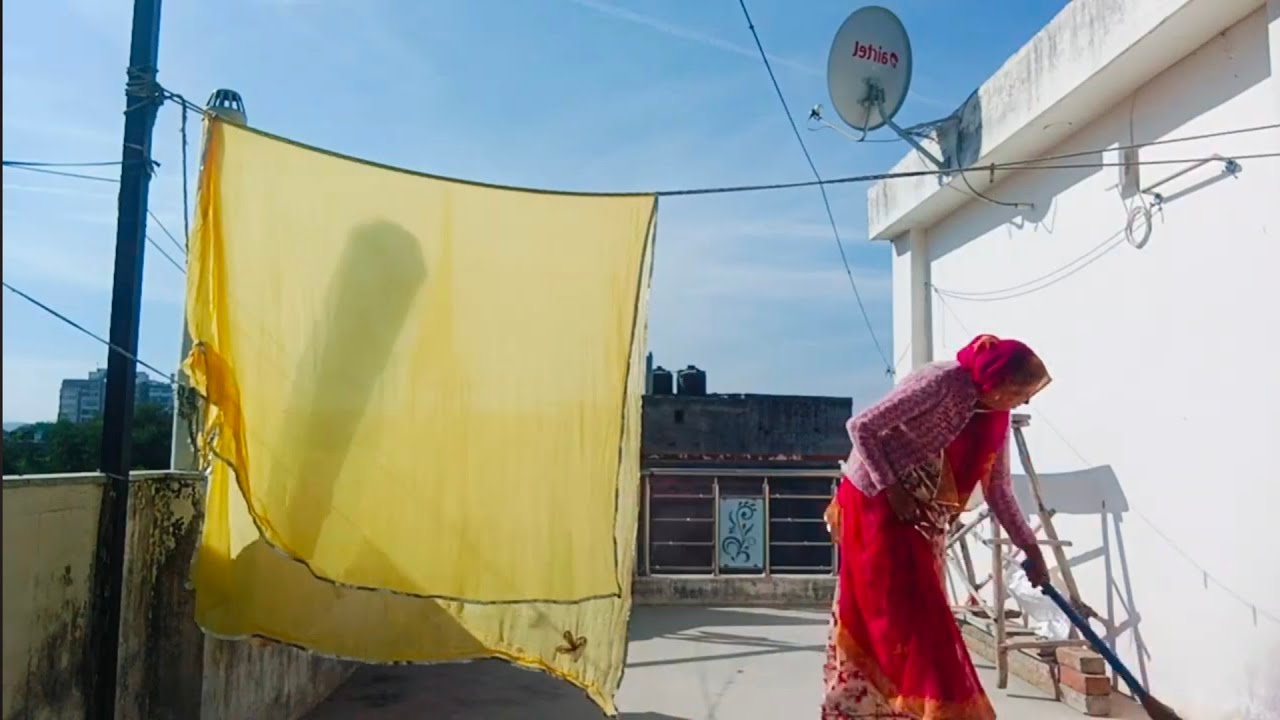 आज बनाया मूंग दाल का हलवा 😋 और घर के कामों में गुज़रा पूरा दिन | देसी गृहिणी की दिनचर्या ❤️