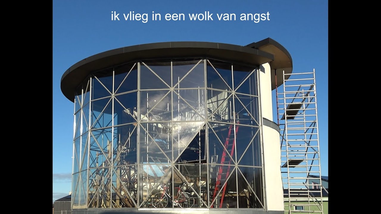 5   EEN WOLK VAN ANGST -  Tom America - Paul Bogaers