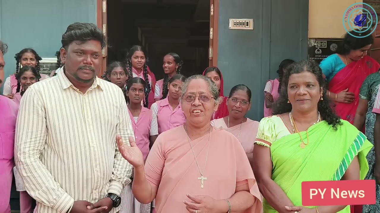 பூண்டி சின்னராணி உயர்நிலைப் பள்ளியில் வேம்பு திரைப்படம் திரையிட்டனர்.