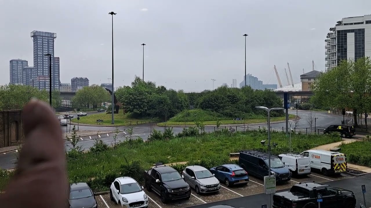 Travelodge London Docklands review. hungover.