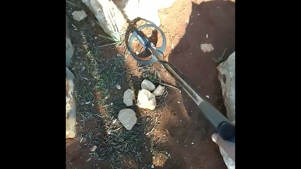 العمل بين الصخور عمل متعب ويجب أن يكون الصبر موجود