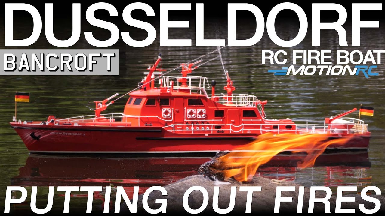 Extinguishing Fires with the Bancroft Dusseldorf RC Fireboat! | Motion RC