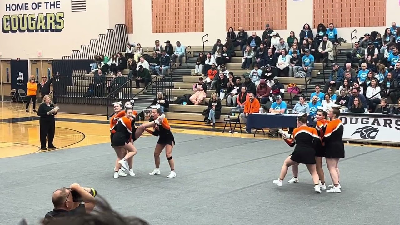 Gs 9th grade cheer
