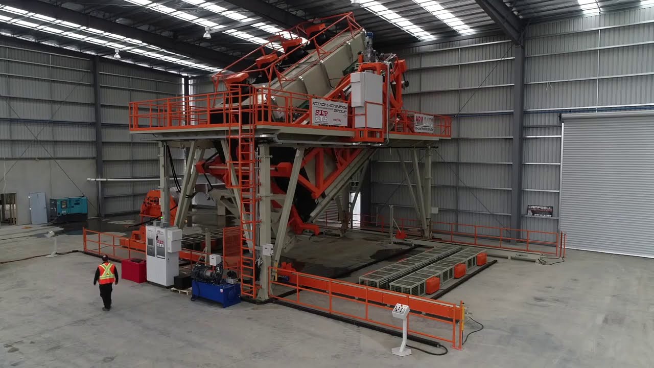 RotomachineryGroup rock'n roll rotational molding machine type HRM 2450 2C