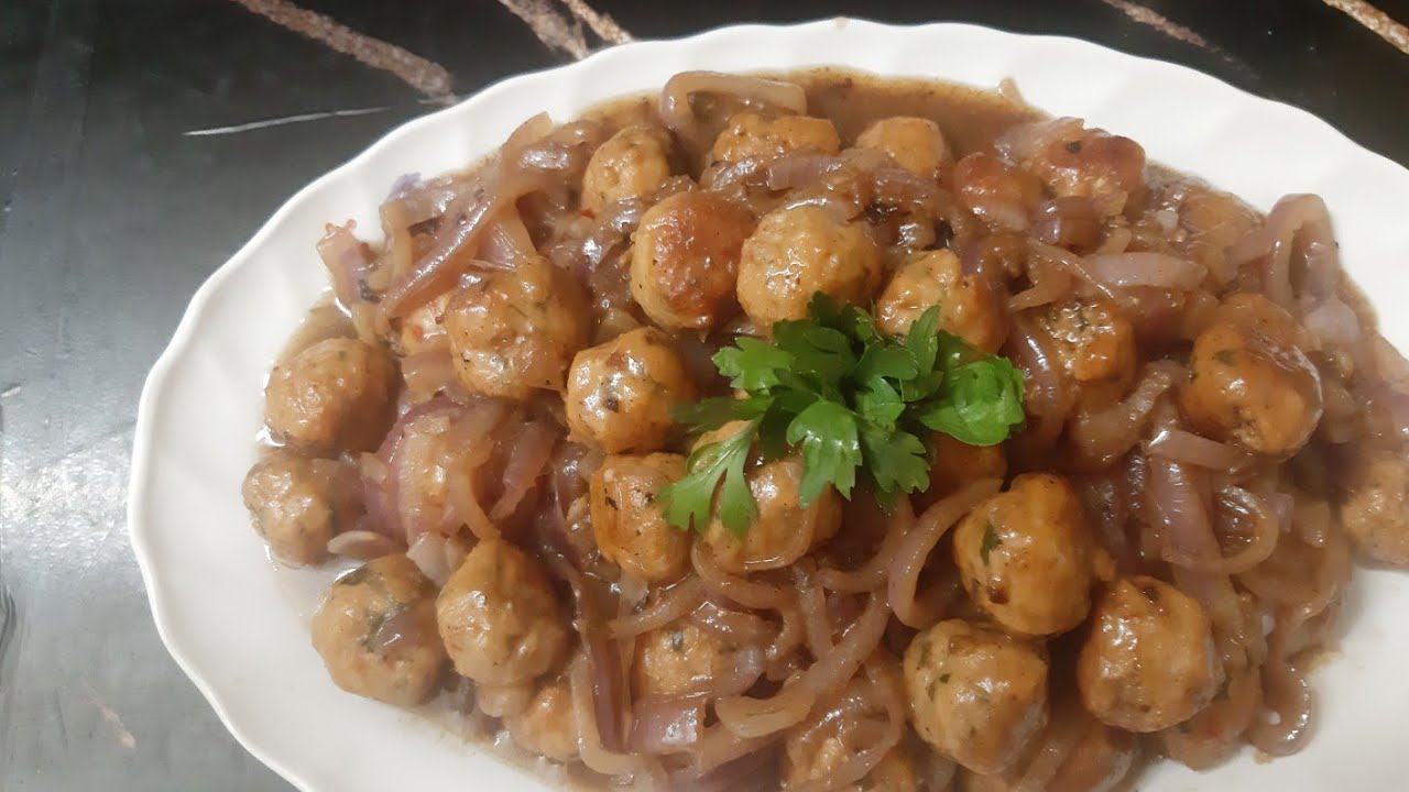 كفتة الفراخ بالبصل المكرمل