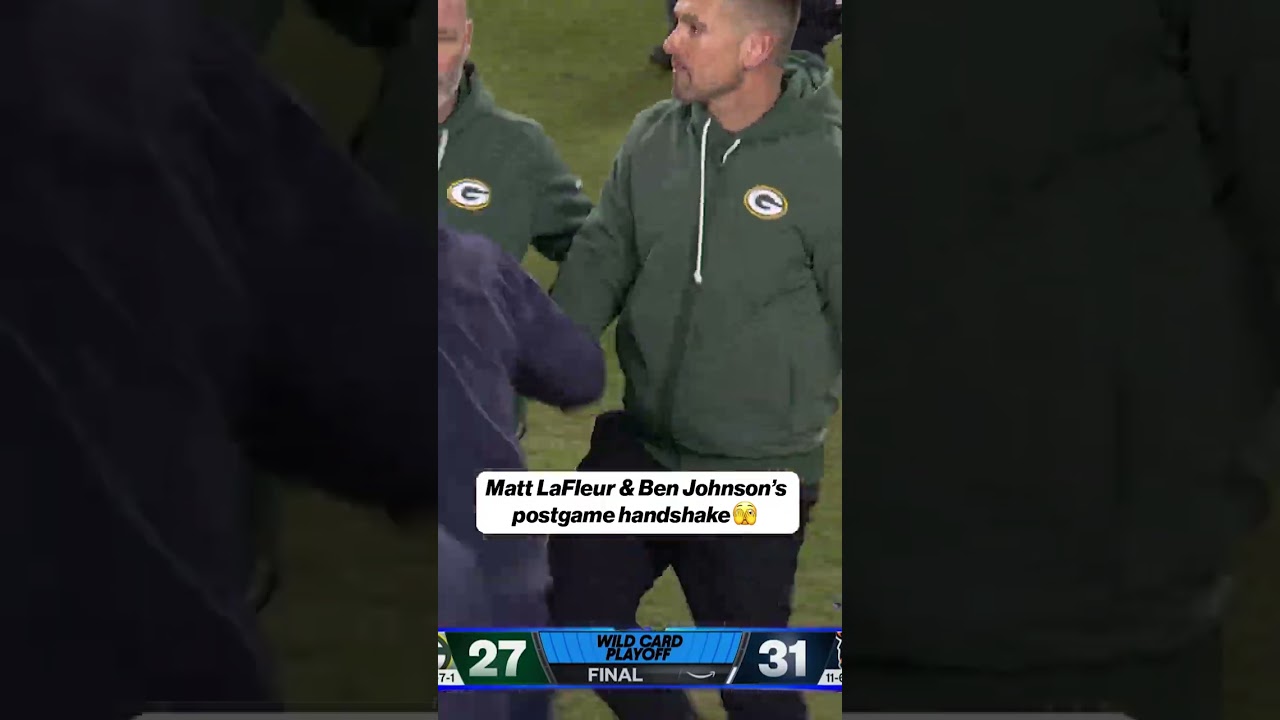 Ben Johnson gives Matt LaFleur a quick handshake before celebrating with his team 👀 #nfl #bears