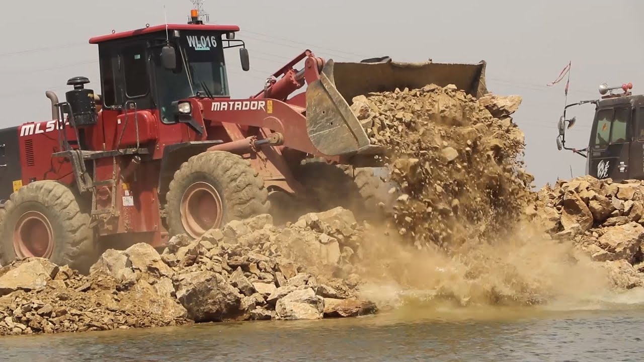 Good Processing fill up lake by Equipment Machinery // Wheel loader , Bulldozer ,Dump truck