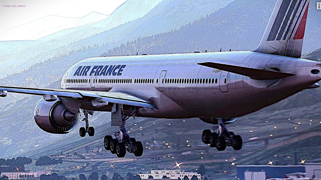 Boeing 777 Pilots' Critical Mistake on Final Approach - Air France Flight 471