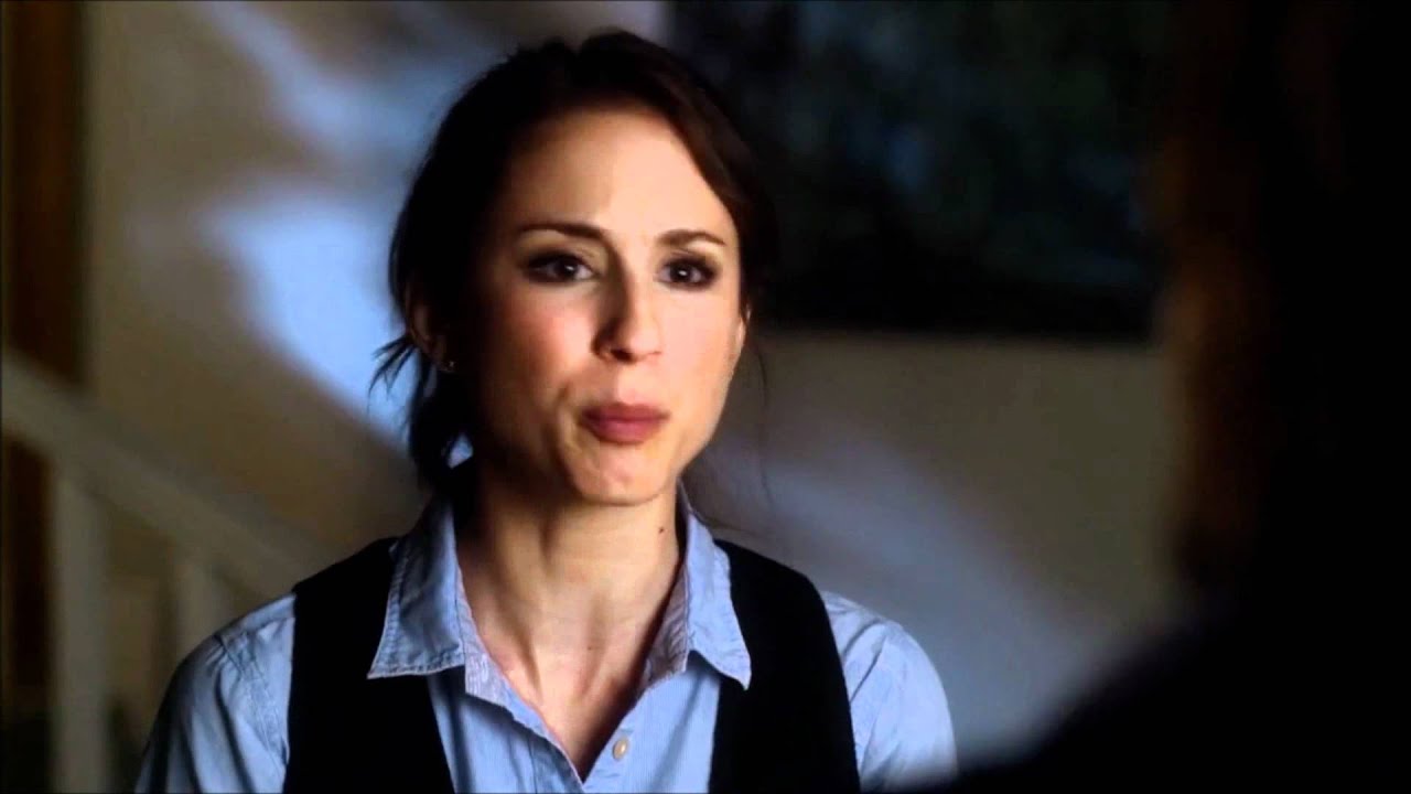 Pretty Little Liars - 03x03 - Spencer confronts her mom about Melissa