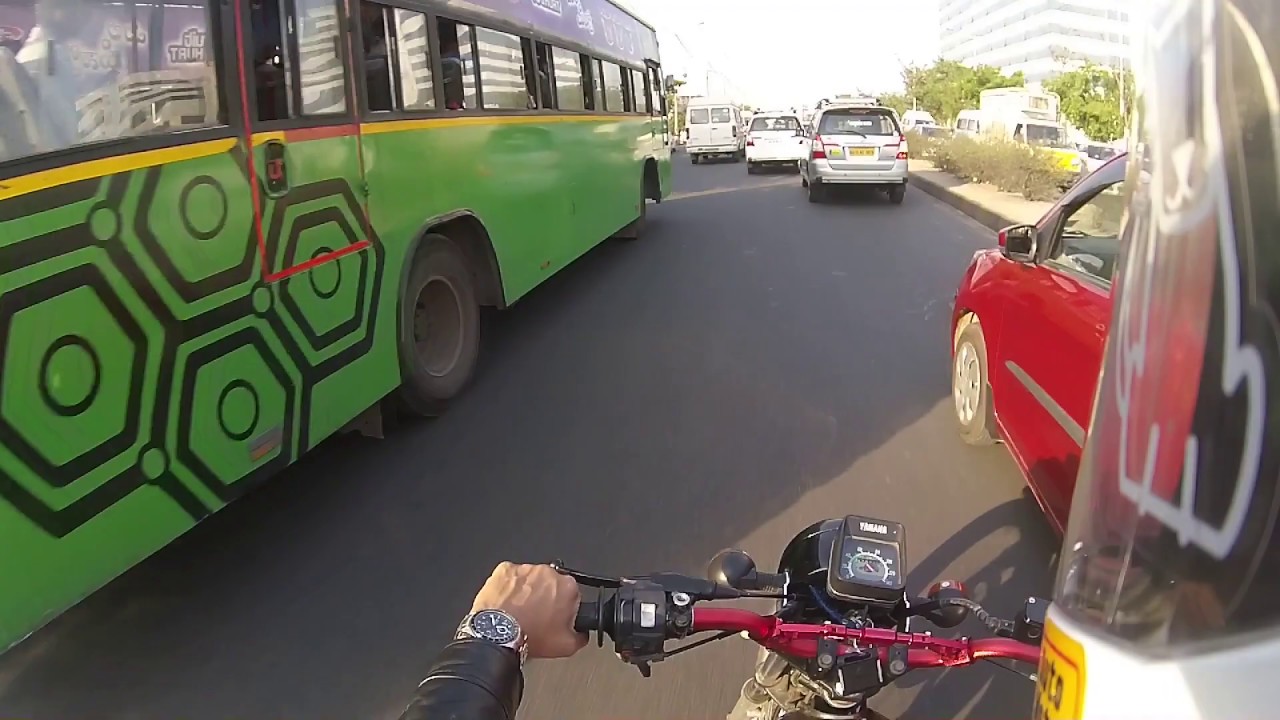 Enduring the bane of Bangalore traffic on my Yamaha Rx 135