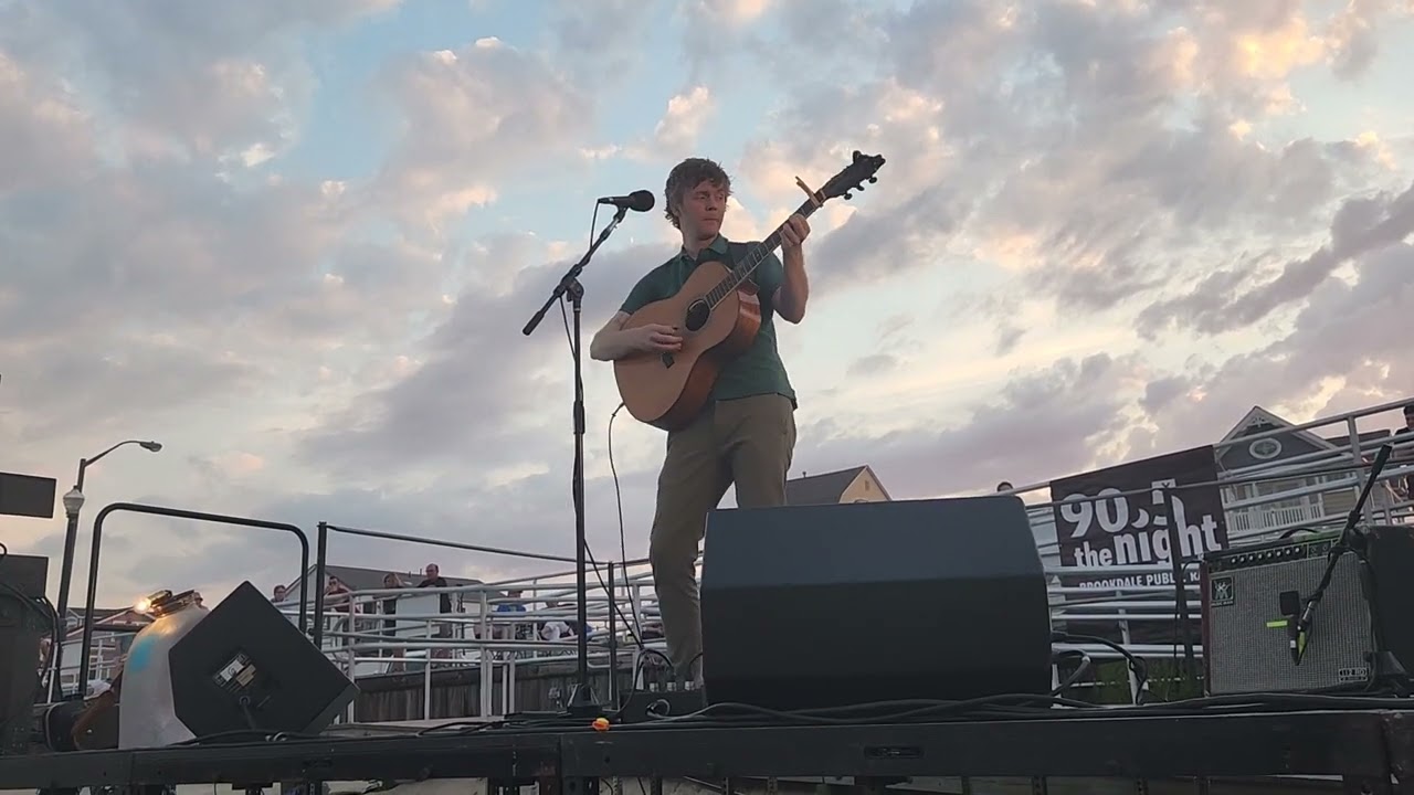 Pinegrove - Evan Stephens Hall Picture (New song 2022)